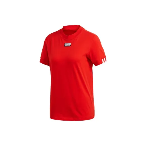 Adidas Женские футболки красного цвета