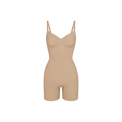 SKIMS Бесшовный Sculpt MID Бедро Комбинезон BODYSUIT Женские Грязь Глина
