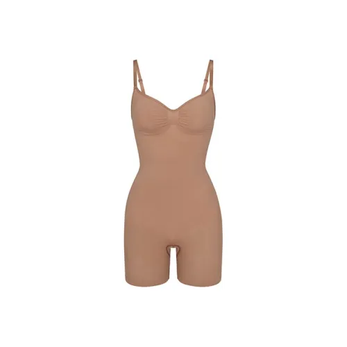 SKIMS Бесшовный Sculpt MID Бедро Комбинезон BODYSUIT Женские Охра Сьенна