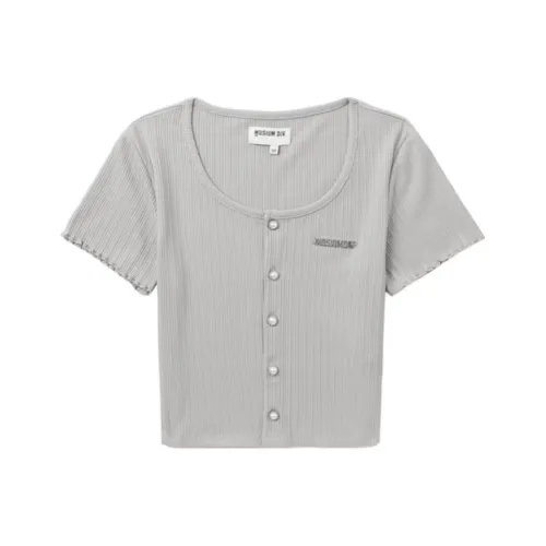 MUSIUM DIV Женские футболки с коротким рукавом