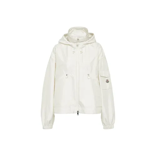 Moncler Куртки и Пальто Женские Экрю