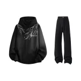 Черный свитшот (на флисовой подкладке) + черные джинсы