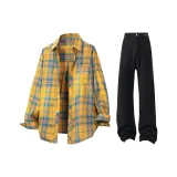 Yellow Shirt + Black Jeans  
Желтая рубашка + черные джинсы