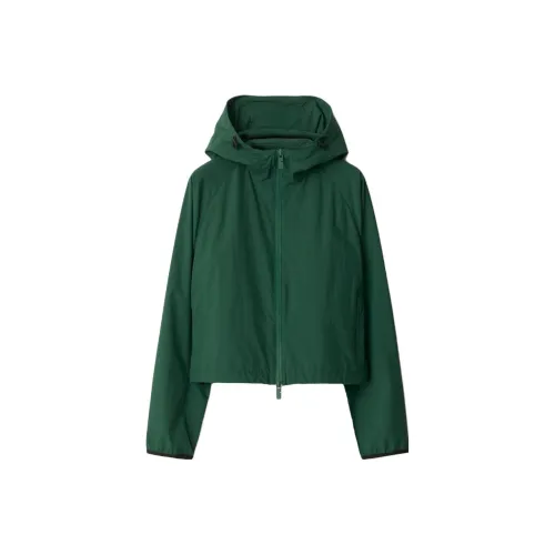 Burberry Куртки и Пальто Женские Зеленые