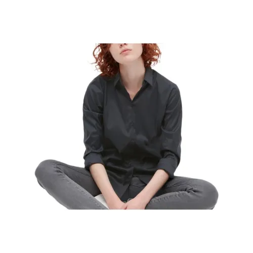 UNIQLO Черные Женские Рубашки