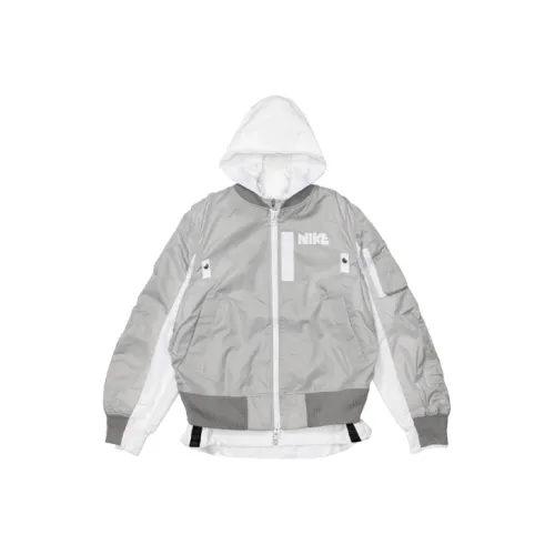 NIKE Серые Женские Куртки