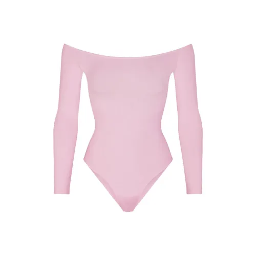 SKIMS ESSENTIAL OFF THE Плечо BODYSUIT Комбинезон Женские CHERRY BLOSSOM CHERRY BLOSSOM