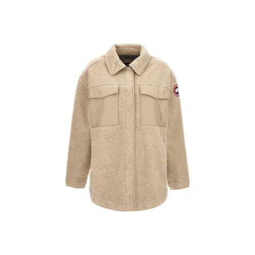 Canada Goose Куртки и Пальто Женские