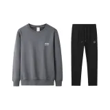 Темно-серый топ + черные штаны