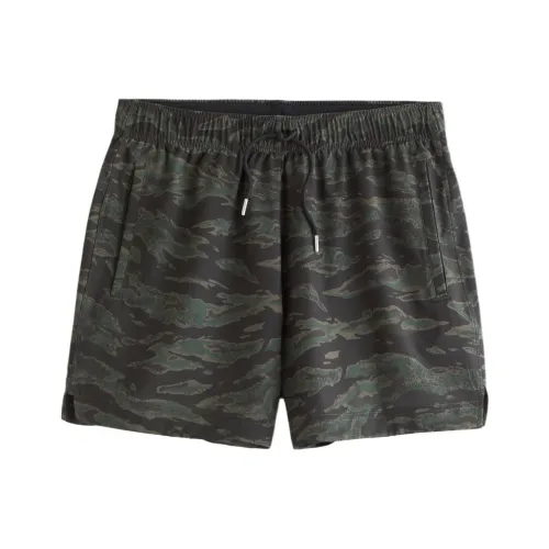 Abercrombie＆Fitch Повседневные шорты Мужские Оливковый Камуфляж