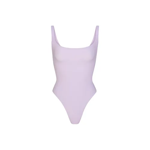 SKIMS FITS EVERYBODY SQUARE NECK BODYSUIT Комбинезон Женские LILY LILY