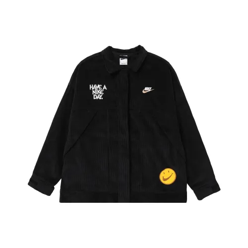 nike Куртки и Пальто Женские Черные