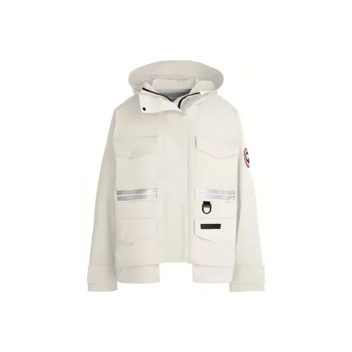Canada Goose Белые Женские Куртки