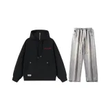 Комплект (Черный топ + Светло-синие джинсы) Красный