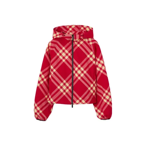 Burberry Куртки и Пальто Женские Красные