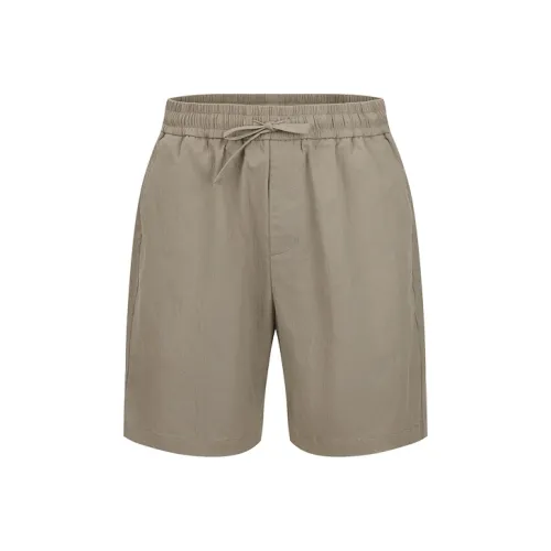 URBAN REVIVO Повседневные шорты Мужские Зеленый Хаки