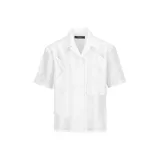Белая рубашка с короткими рукавами