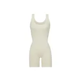 Костяной белый