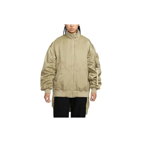 Nike Sportswear Essentials серия Куртки и Пальто Женские Зеленые