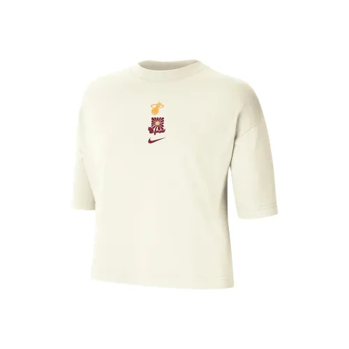 Nike x NBA Рукав с спущенным плечом T-рубашка Женская Кремовая