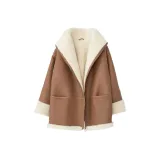 Коричневый