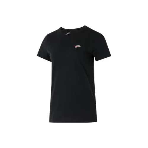 NIKE Черные Женские Футболки