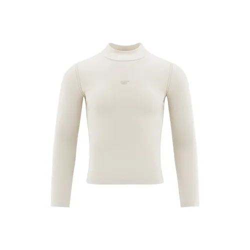 Женские футболки с принтом "Кошка"