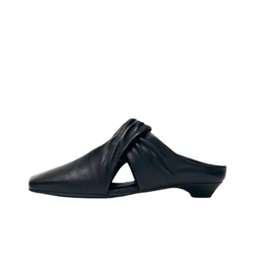 ALOHAS Домашние тапочки Женские Черные