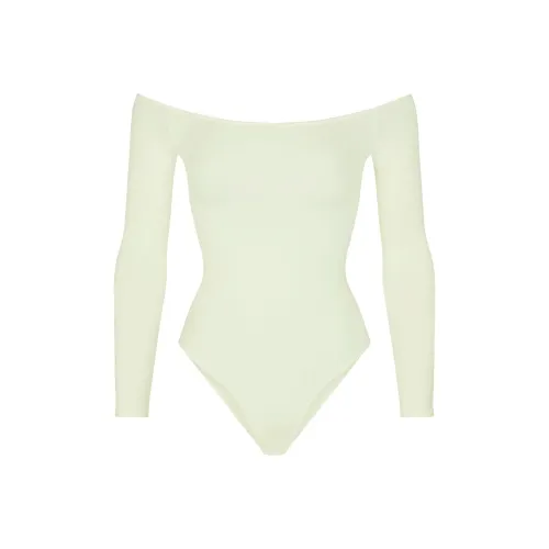 SKIMS Essential Off The Shoulder BODYSUIT Комбинезон Женский Фисташковый Pistachios