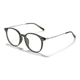 Прозрачный зеленый