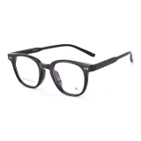 Яркий черный C01