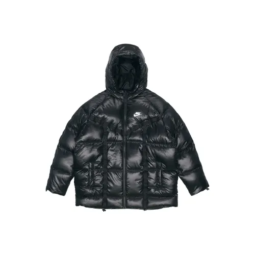 NIKE Черные Женские Пуховики