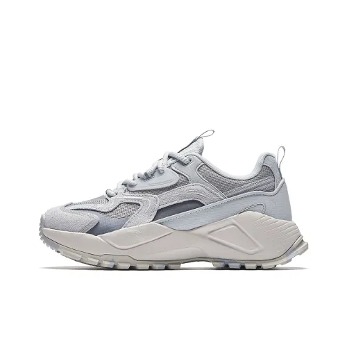 CHAOJIANTA Противоскользящий устойчивый к истиранию низкий топ повседневная обувь женский серый