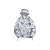 Туманно-белый