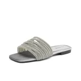 Серебристый