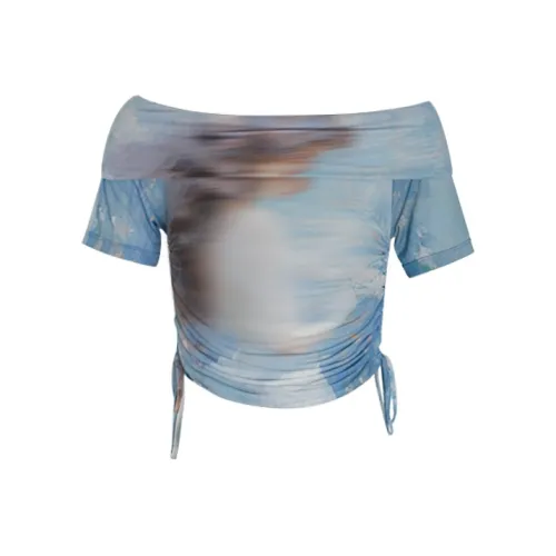 Little Pull T-Рубашка Женская Цвет на изображении