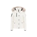 Молочно-белый