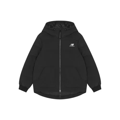 New Balance Женские черные пуховики