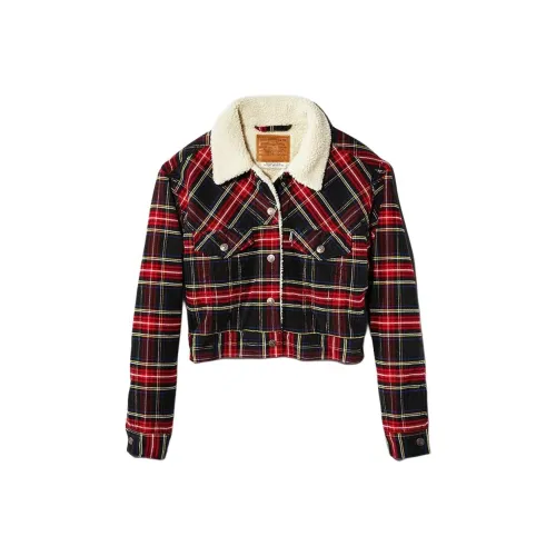 Levi's Куртки и Пальто Женские Красные