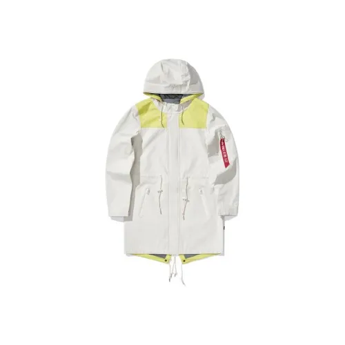 Совместный бренд с Alpha Industries Куртка Женская Белая