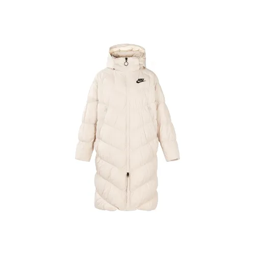 nike Белый Женские Пуховики