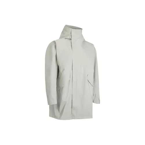 Under Armour Куртки и Пальто Женские Розовый Грязь Серый