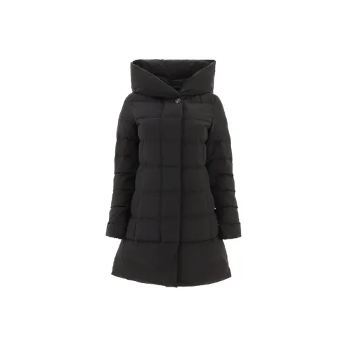 WOOLRICH FW22 Пуховик Женские Черный