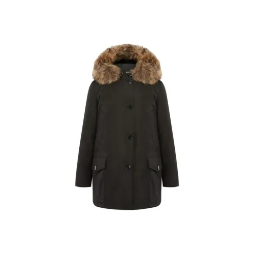 WOOLRICH Однотонный с капюшоном средний пуховик женский черный