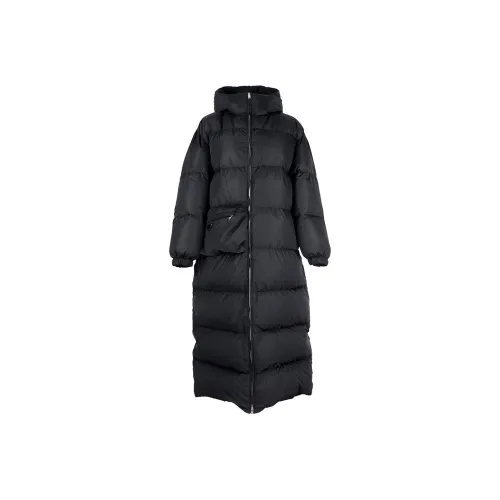 PRADA Черные Женские Пуховики