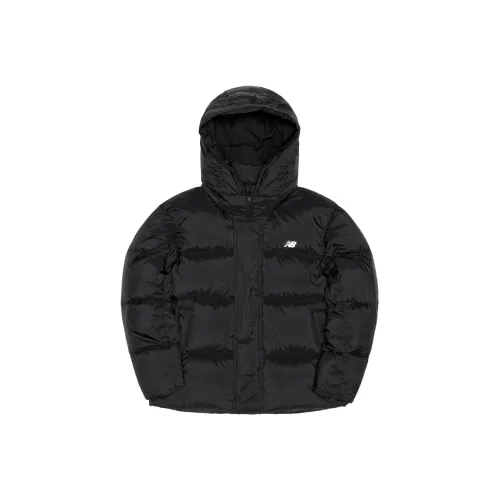 New Balance Женские черные пуховики