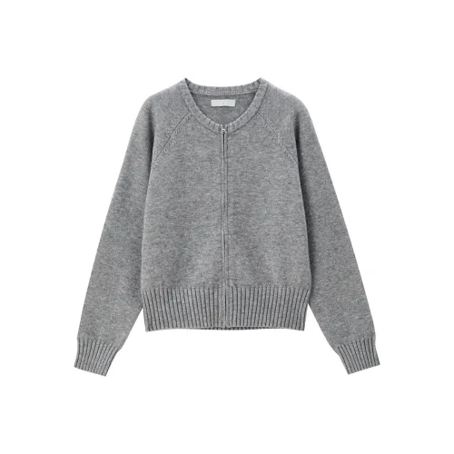 Giordano Женская трикотажная одежда