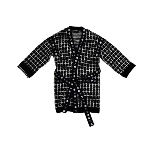 CHANEL Черный Женский Трикотаж