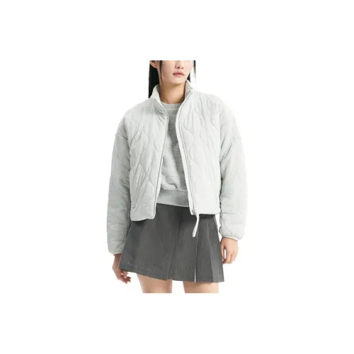 New Balance Куртки и Пальто Женские Серые