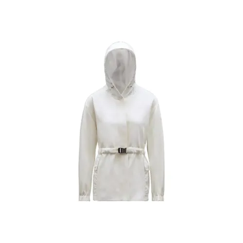 Moncler Белые Женские Куртки